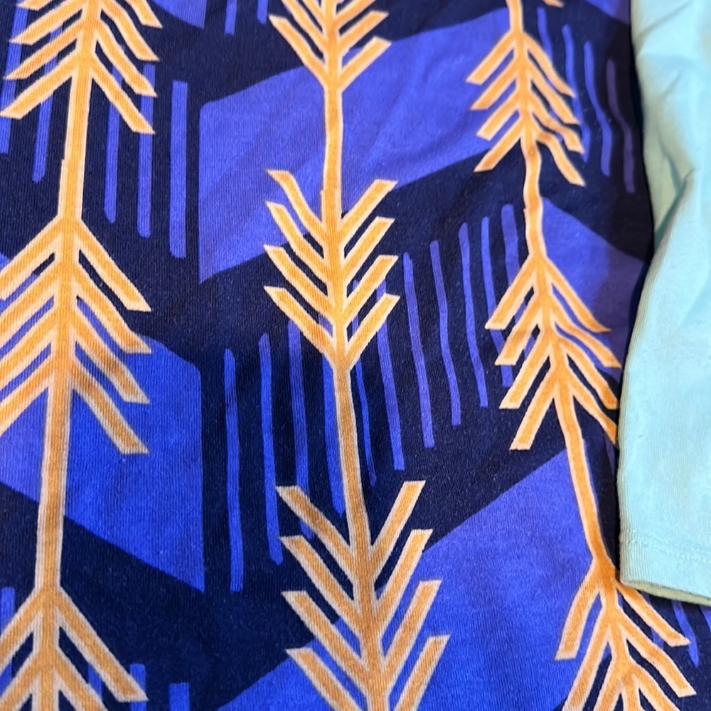 LulaRoe Randy - Picture 2 of 8